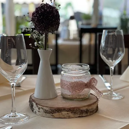 Hotel Gaststätte Weinbrücke *