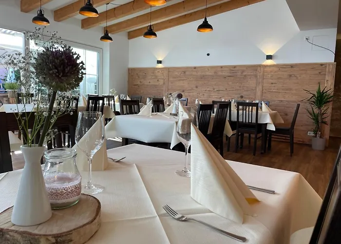 Hotel Gaststaette Weinbruecke *